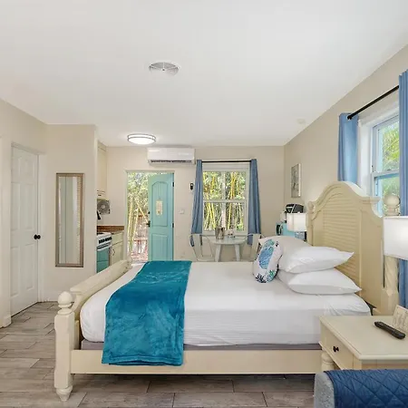 Siesta Key Palms Resort Point O'Rocks Exterior photo