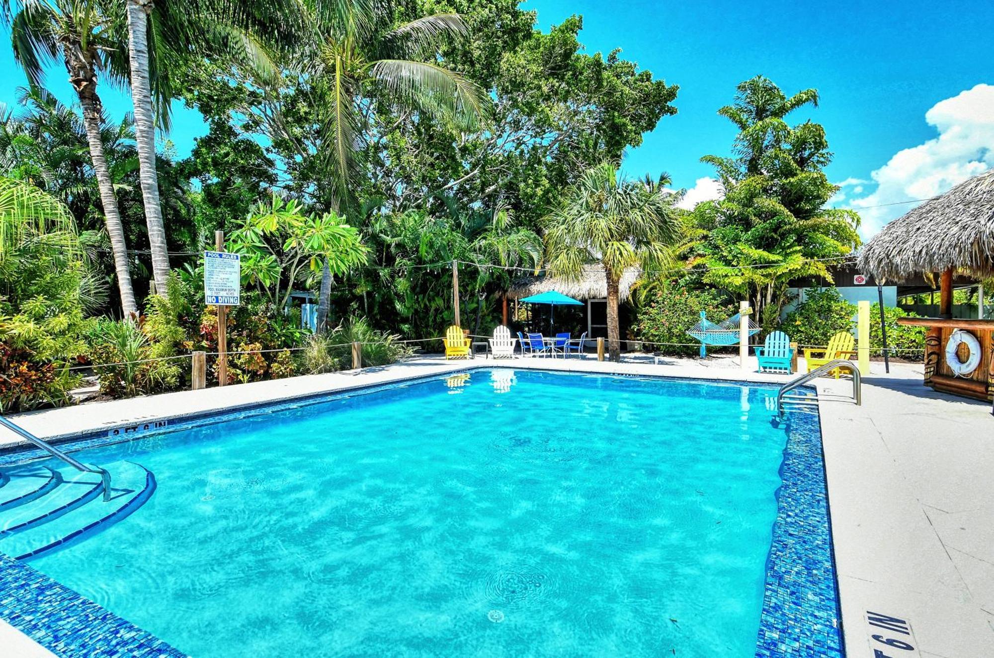 Siesta Key Palms 3*