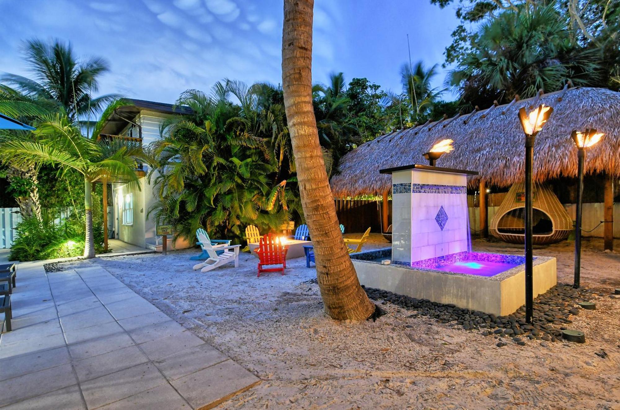 Hotel Siesta Key Palms Point O'Rocks