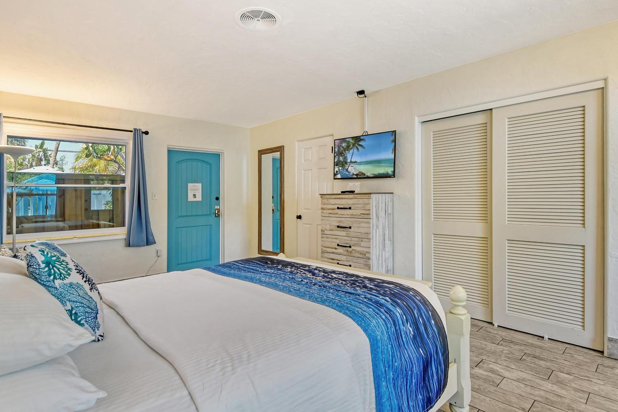 Siesta Key Palms Hotel Point O'Rocks